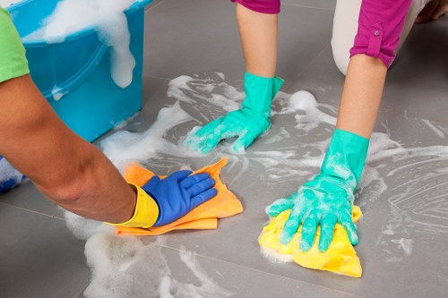 Airbnb turnover cleaning for a Belsizepark apartment interior