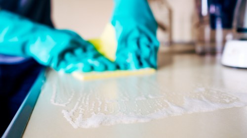 Transparent cleaning rates for a local apartment job in Belsizepark